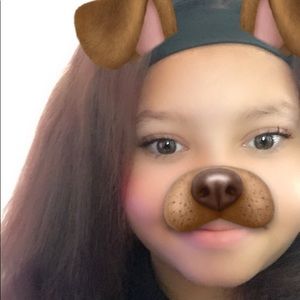 Meet your Posher, Alexandra